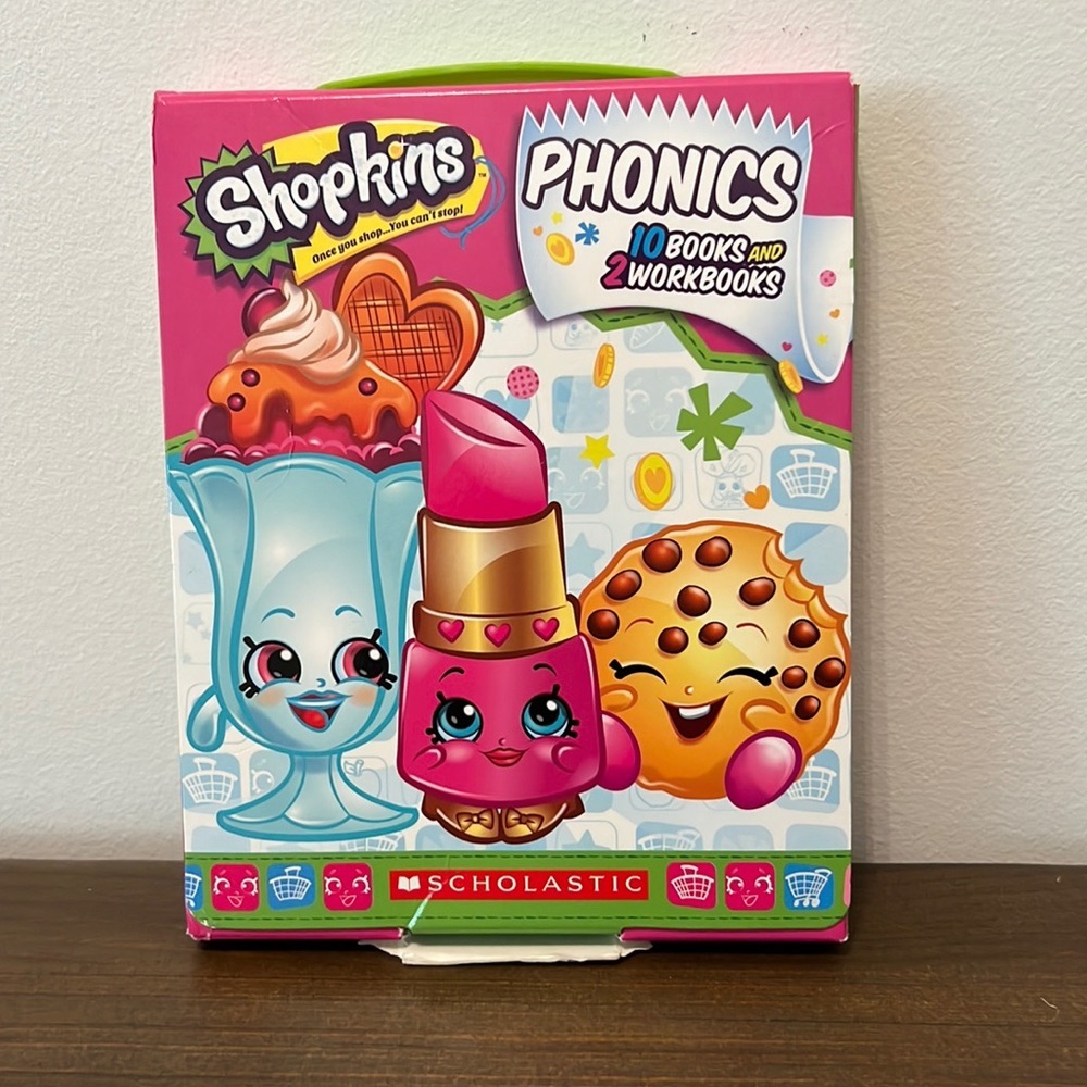 Shopkins Phonics Series 10 Books plus 2 Workbooks